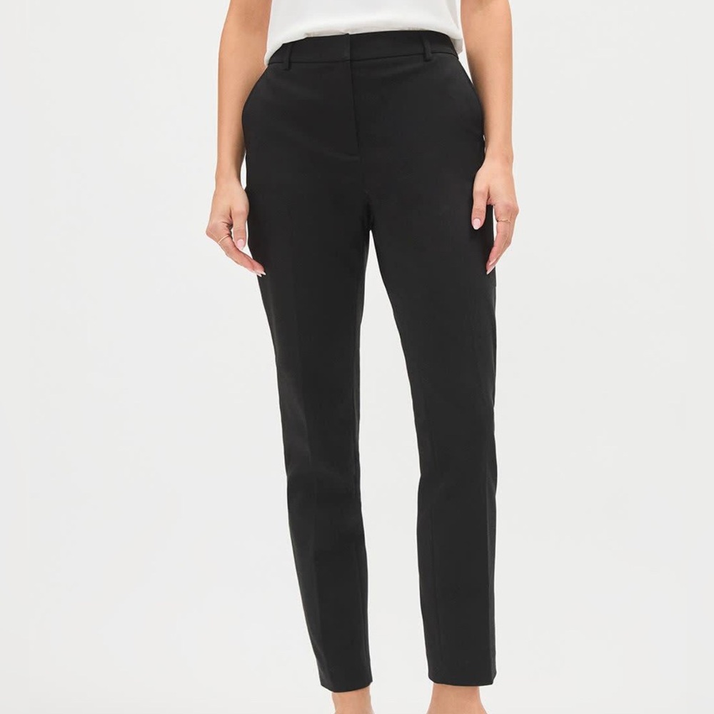 Slim leg, ankle length pants